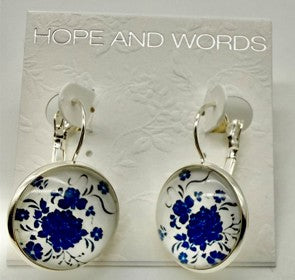 Flower lever back blue earring AESUTEYI